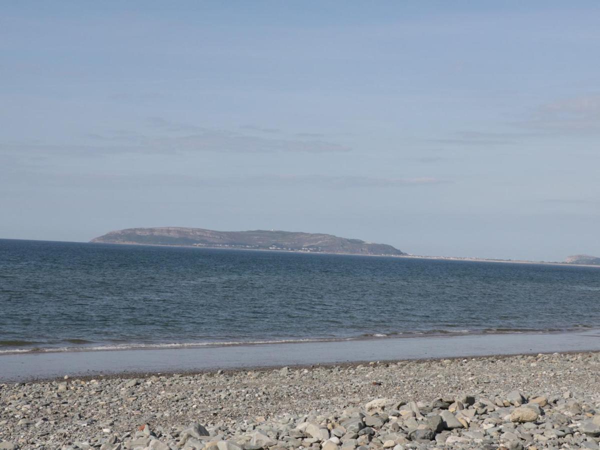Llys Madoc, First Floor Flat Apartment Penmaenmawr ภายนอก รูปภาพ