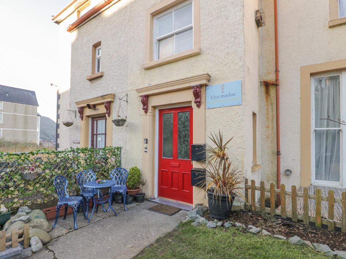 Llys Madoc, First Floor Flat Apartment Penmaenmawr ภายนอก รูปภาพ